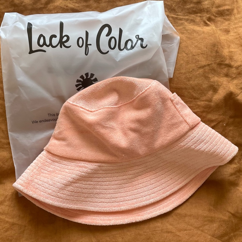 Lack of Color Wave Bucket Hat Peach Terry